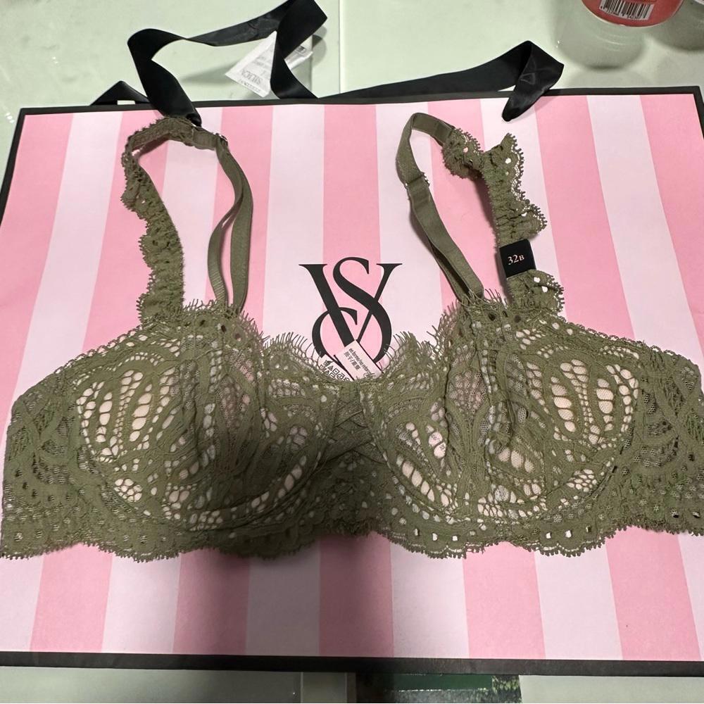 Victoria’s Secret Lace Bralette